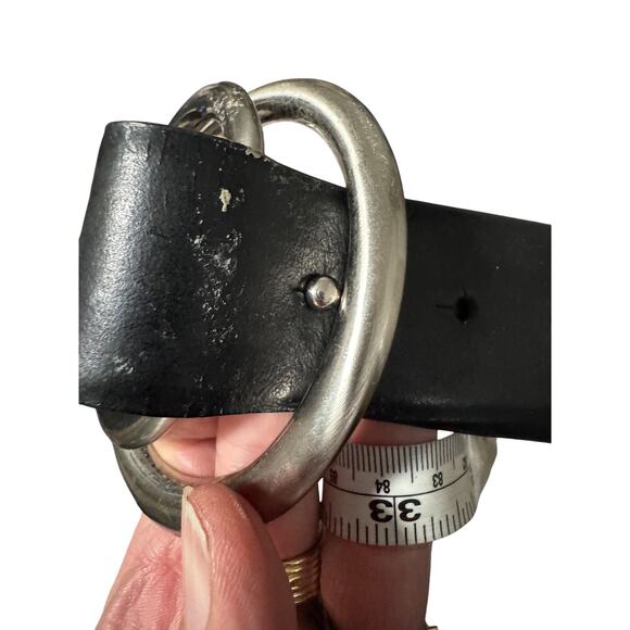 Black Leather Double Ring Circle Buckle Belt Size S/M 34" Max Length, 1.5" Wide - Picture 4 of 6